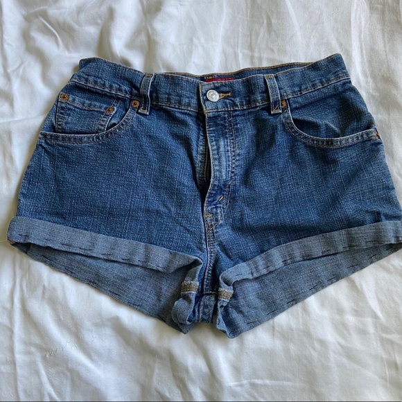 Levi's Pants - Levi’s high waisted shorts